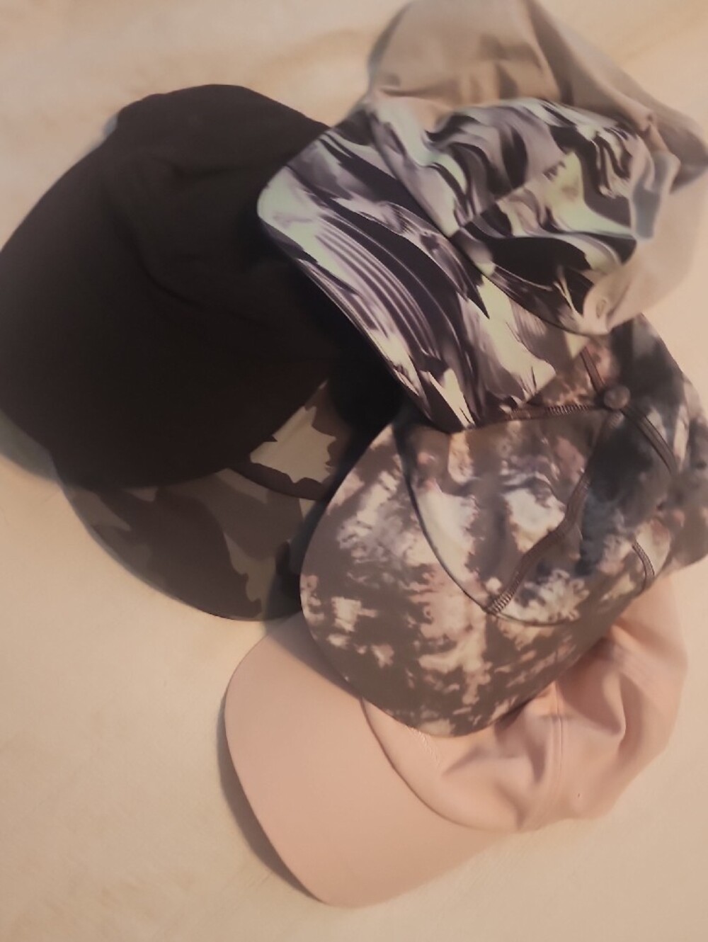 Lululemon Run Cap with Subtle Logo - Picture 5 of 5